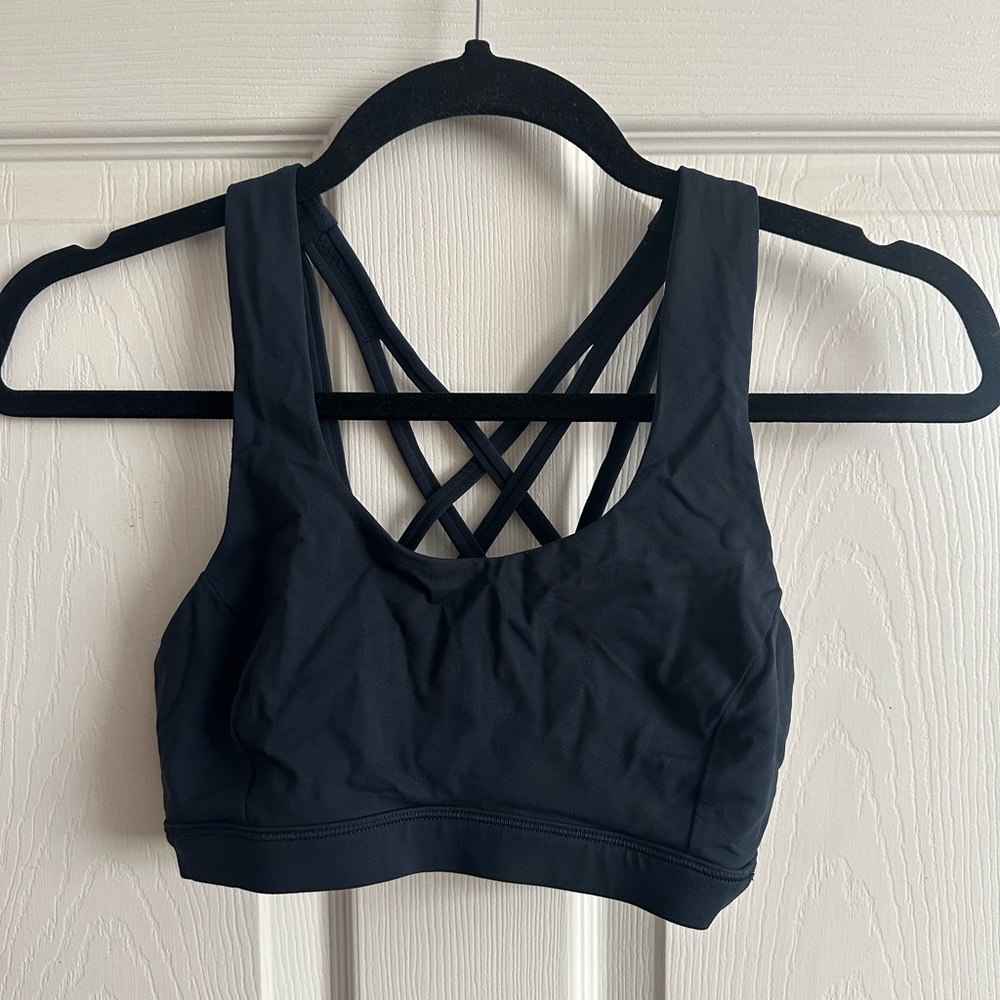 Lululemon sports bra